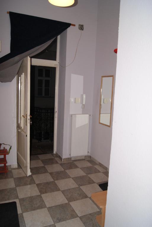 Happy Hostel Budapest Bagian luar foto