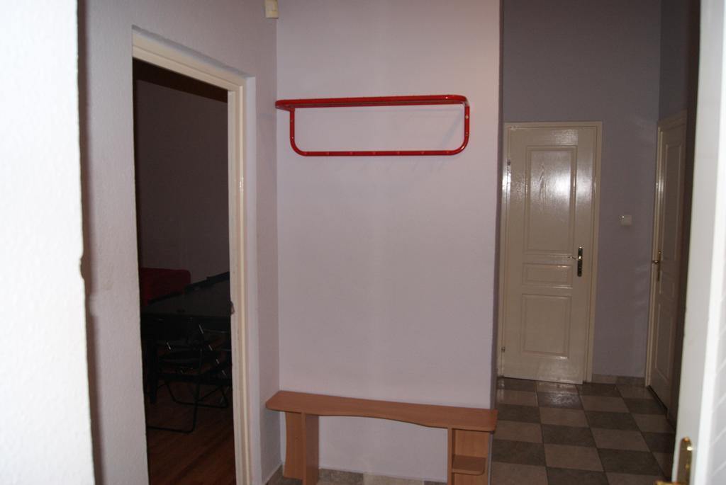 Happy Hostel Budapest Bagian luar foto