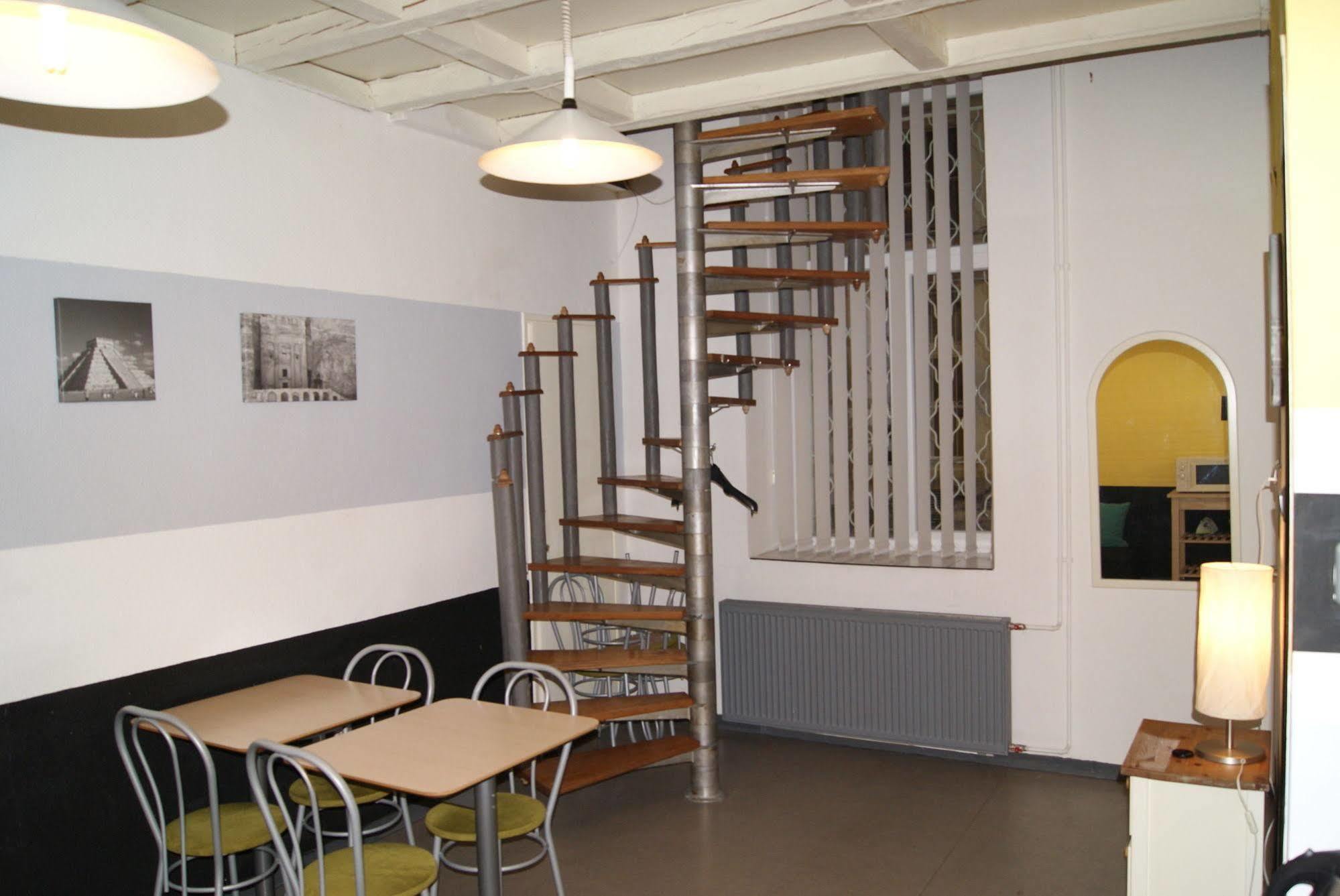 Happy Hostel Budapest Bagian luar foto